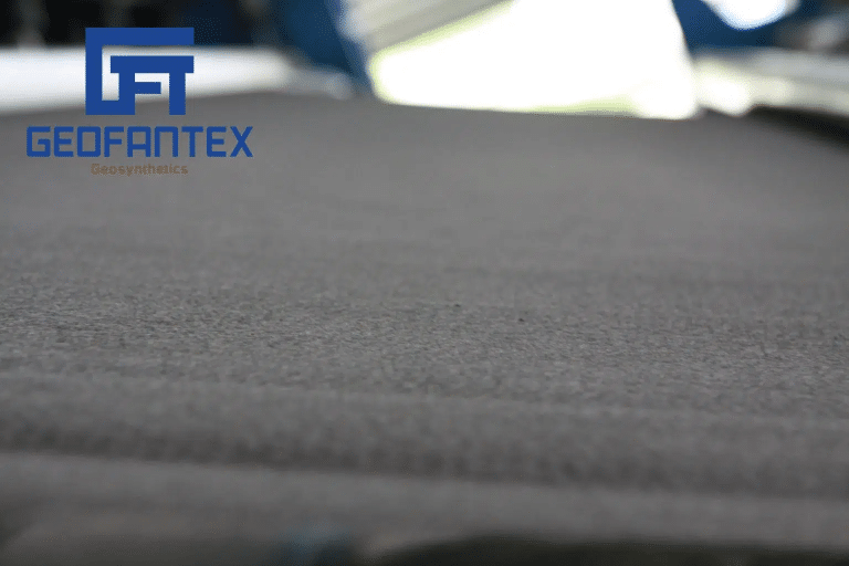 Diferentes tipos de material de tela geotextil