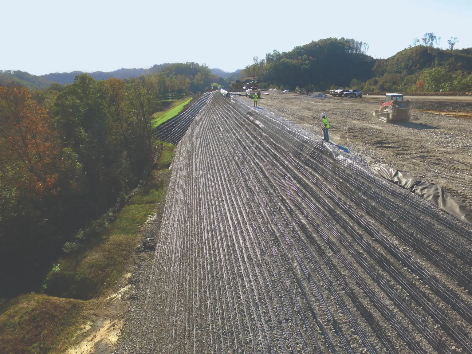 ¿Cuántas capas de geomalla necesita para una calzada duradera?