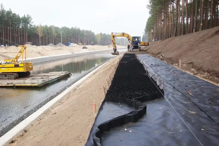 Mejora de la durabilidad de las carreteras con base geotextil para carreteras