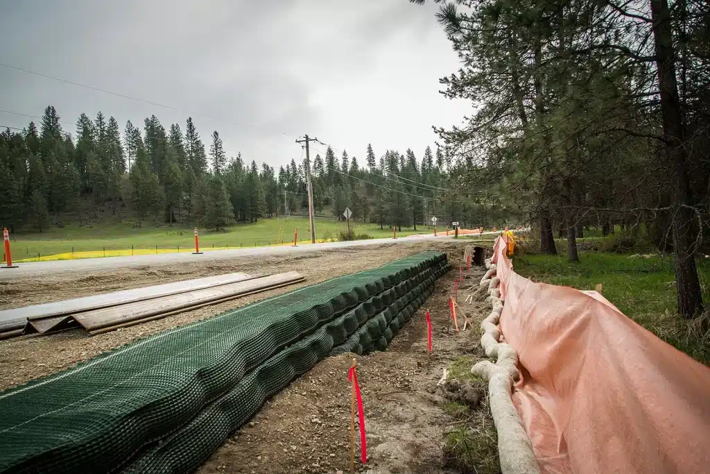 Bolsas de geotextil para drenaje y filtración en proyectos de ingeniería civil