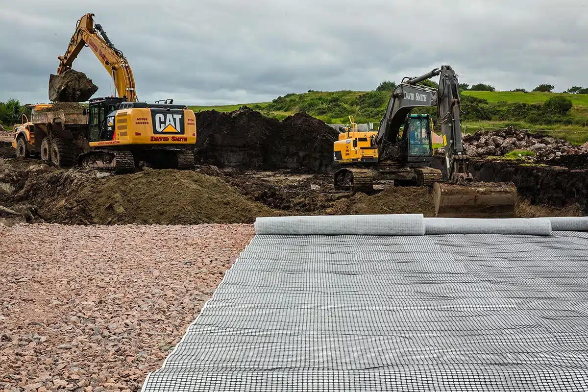 Geocompuesto solution for soil stabilization and drainage