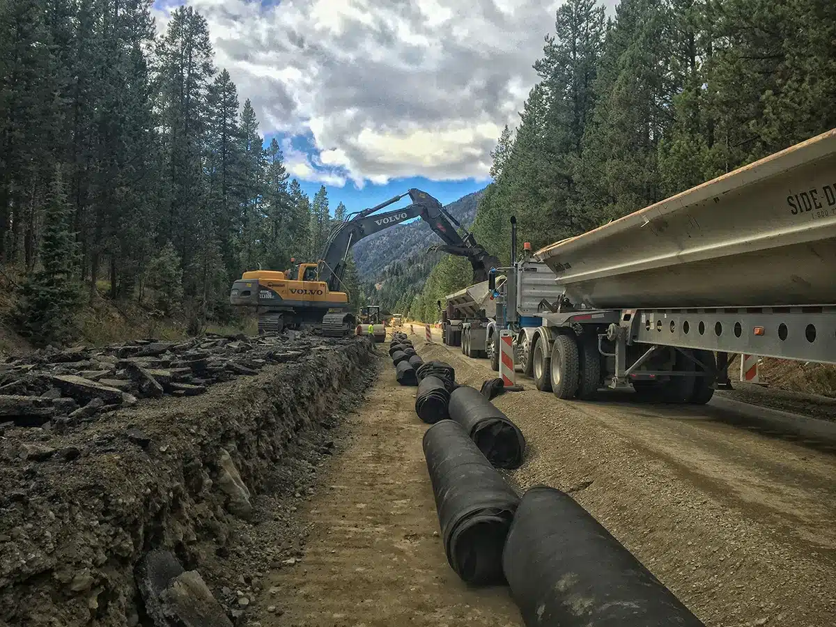 prueba de compresión de geored aplicada en muro de contención con drenaje geosintético
