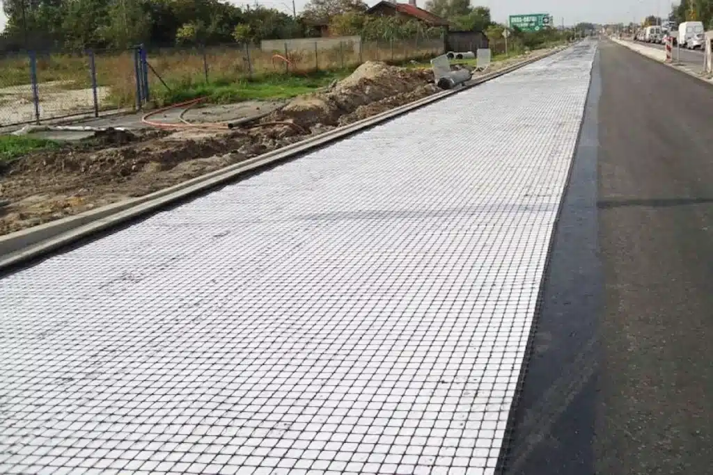 Geocompuesto para drenaje aplicado en proyectos de construcción e infraestructura