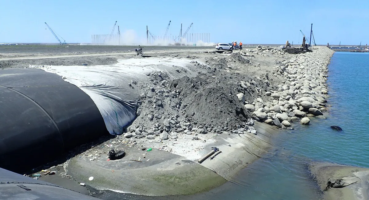 Geosintéticos Taludes contra la erosión Desprendimientos de tierras