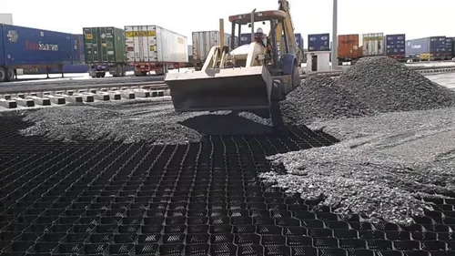 Instalación de geoceldas para estabilización de suelo adquiridas en MercadoLibre