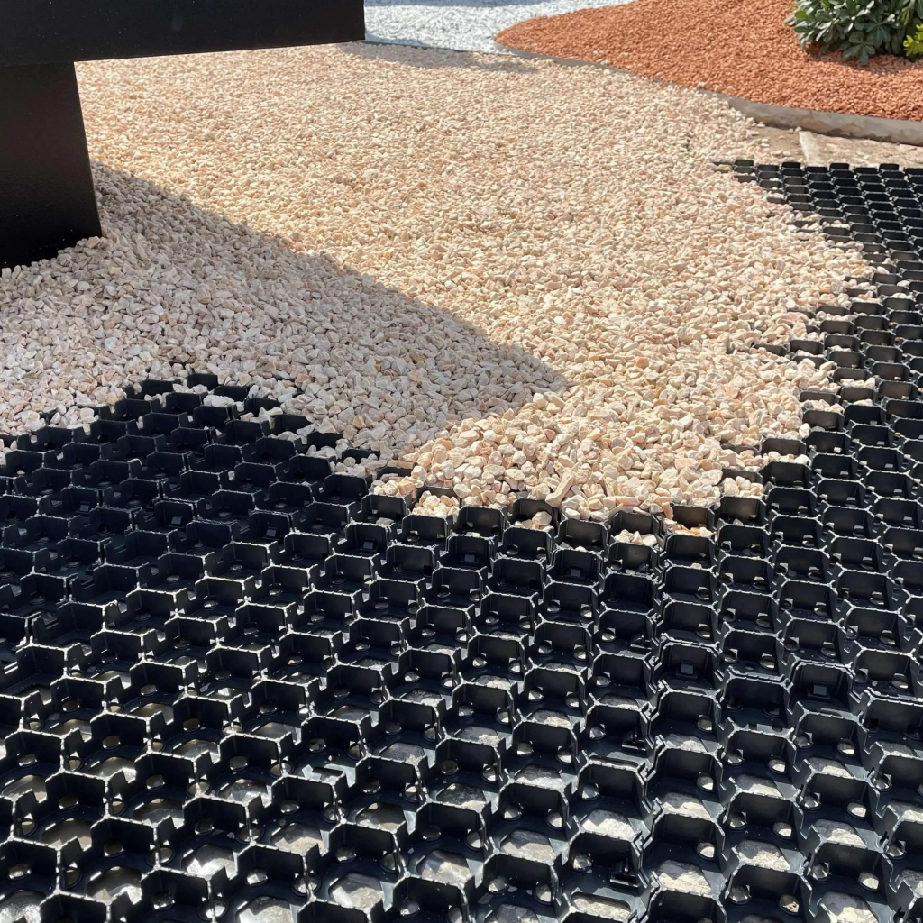 geoceldas césped para estabilización de suelos y áreas verdes