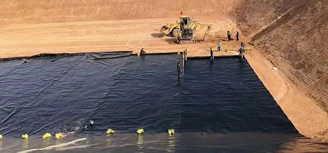 geomembrana precio Geofantex en proyecto de minería con geomembrana HDPE