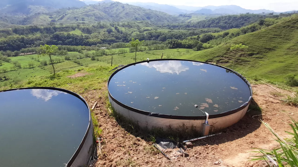 geomembrana precio Geofantex en proyecto hidráulico de almacenamiento de agua